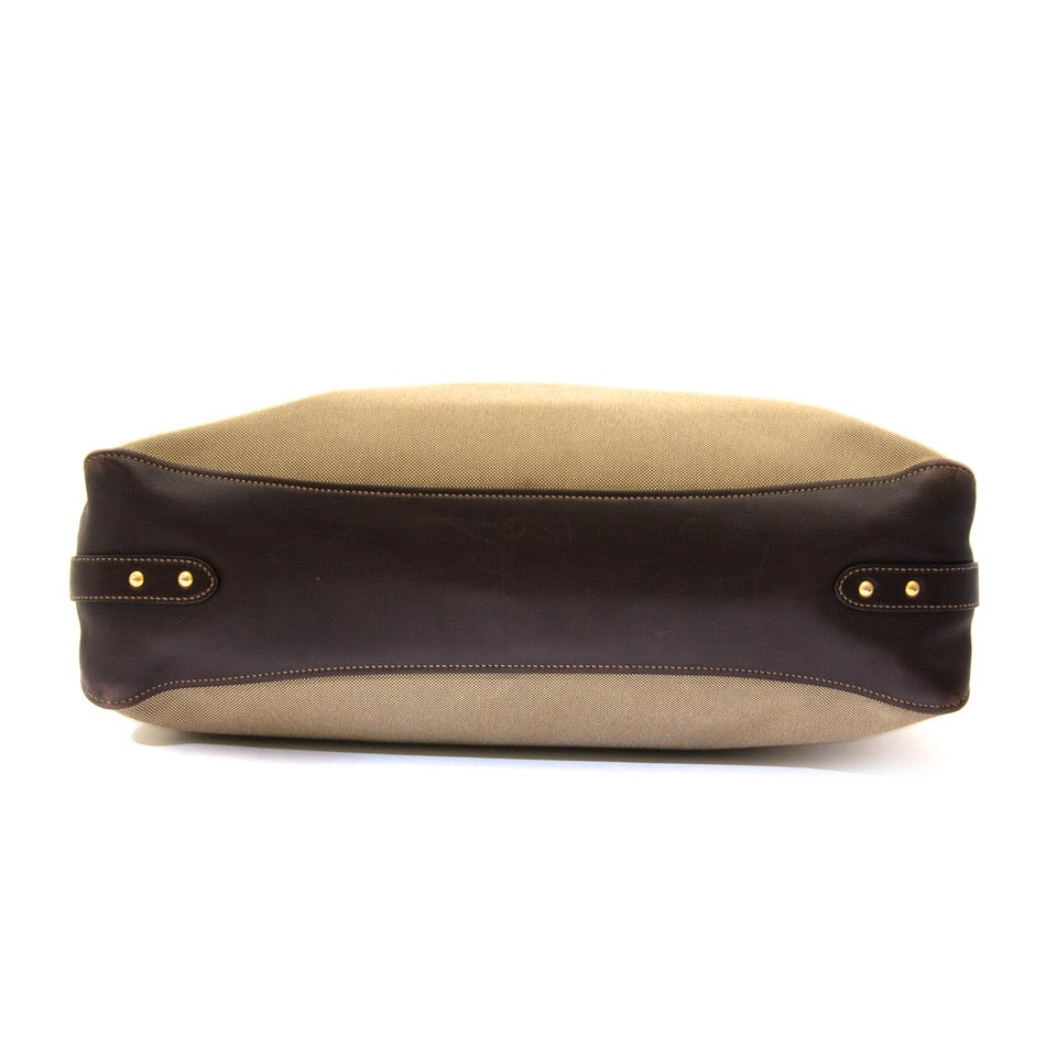Secondhand Prada Hobo Shoulder Bag online with worldwide delivery