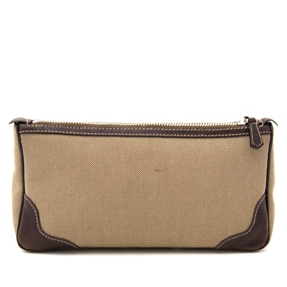 Prada Canvas Cosmetic Pouch Safe and secure online shopping. Koop authentieke tweedehandsmerken tegen de juiste prijs op LabelLOV handbag Buy authentic secondhand