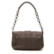 Vintage Prada shoulder bags for the best price at Labellov webshop. Safe and secure online shopping with 100% authenticity. Vintage Prada sac d'épaule pour le meilleur prix.