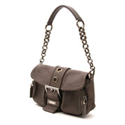 Buy vintage Prada shoulder bags for the best price at Labellov webshop. Safe and secure online shopping with 100% authenticity. Acheter vintage Prada sac d'épaule pour le meilleur prix.
