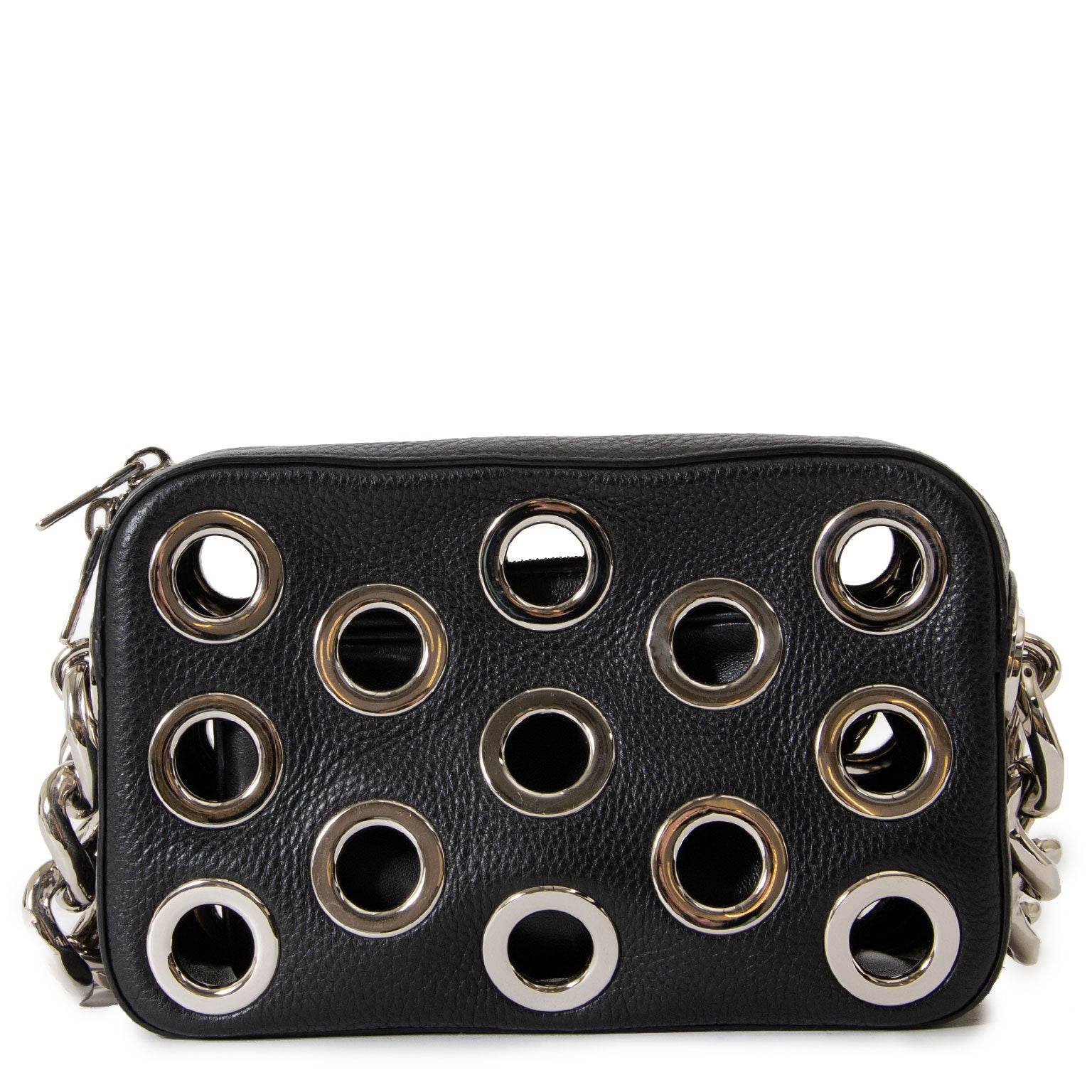 prada grommet chain vitello daino small shoulder bag now for sale at labellov vintage fashion webshop belgium