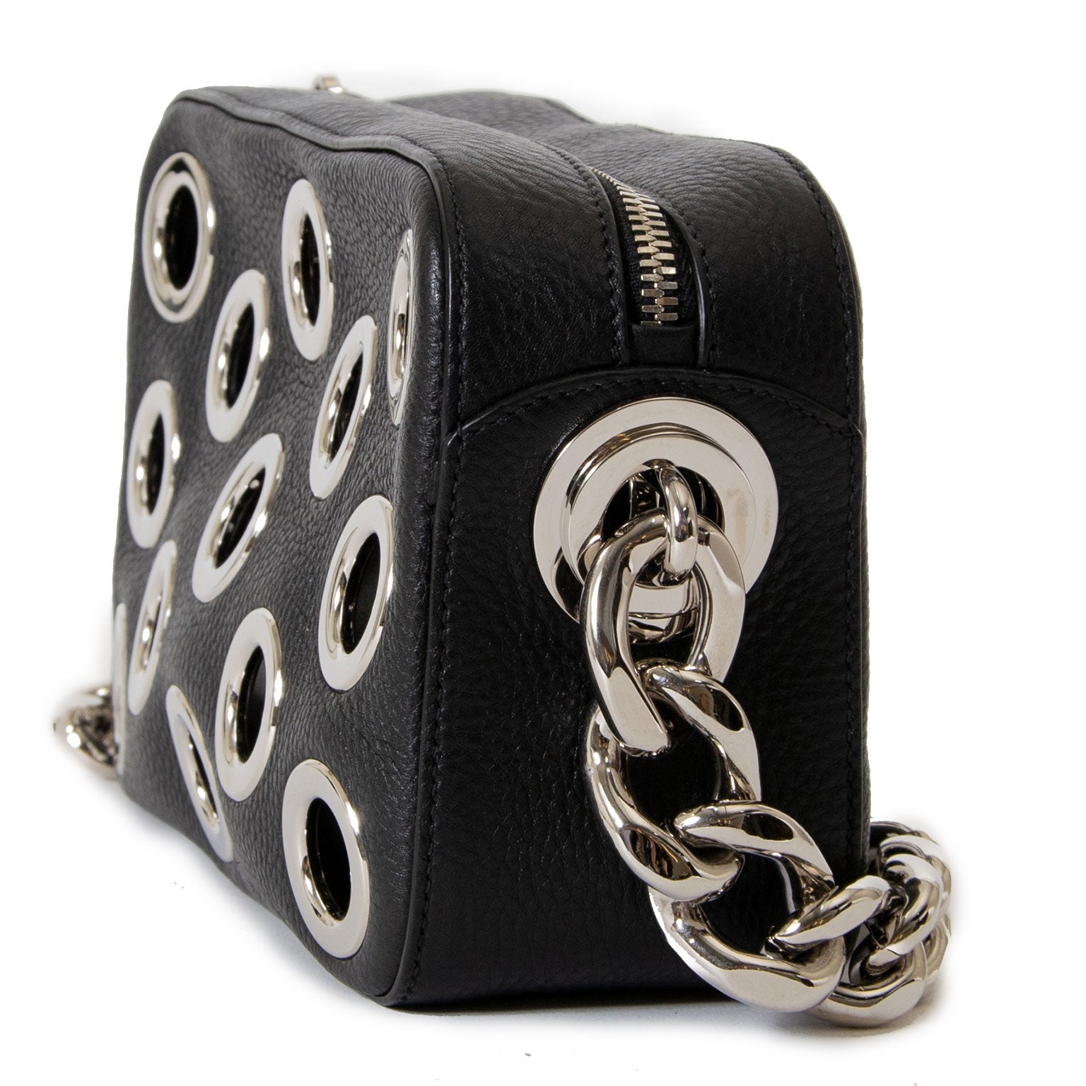 prada grommet chain vitello daino small schoudertas nu te koop bij labellov vintage mode webshop belgië