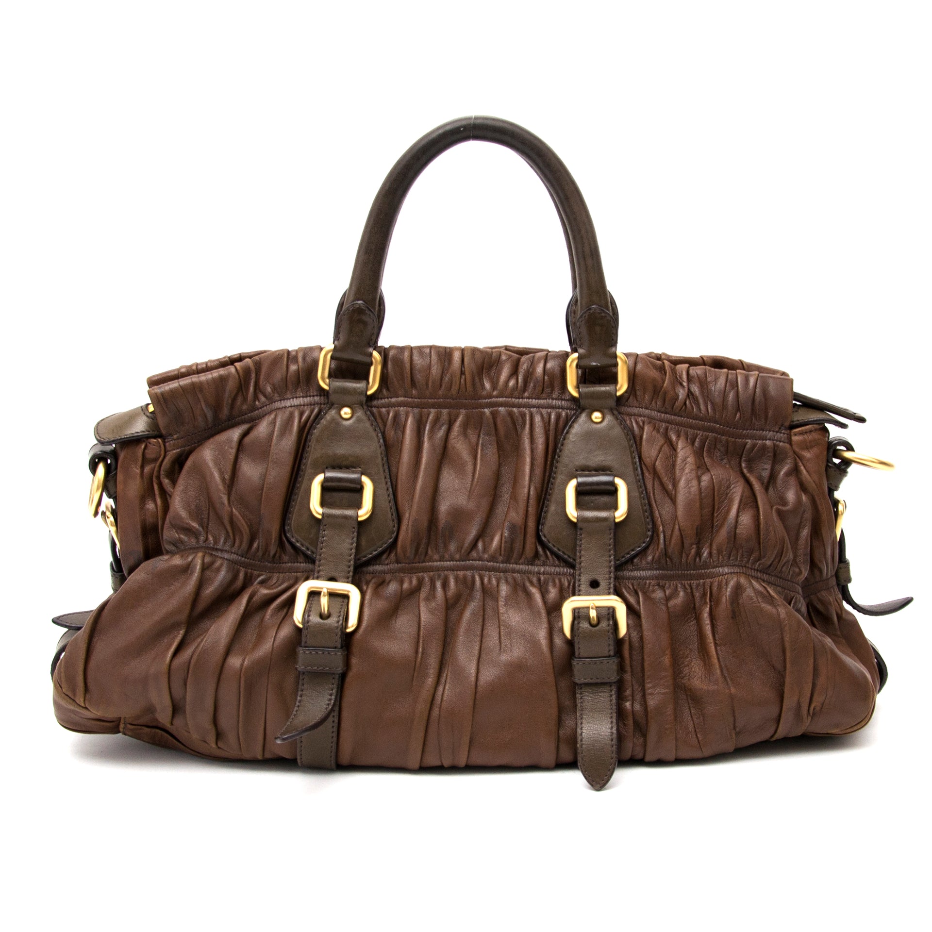 Vintage Prada brown satchel bag for the best price at Labellov webshop. Safe and secure online shopping with 100% authenticity. Vintage Prada brun satchel bag pour le meilleur prix.