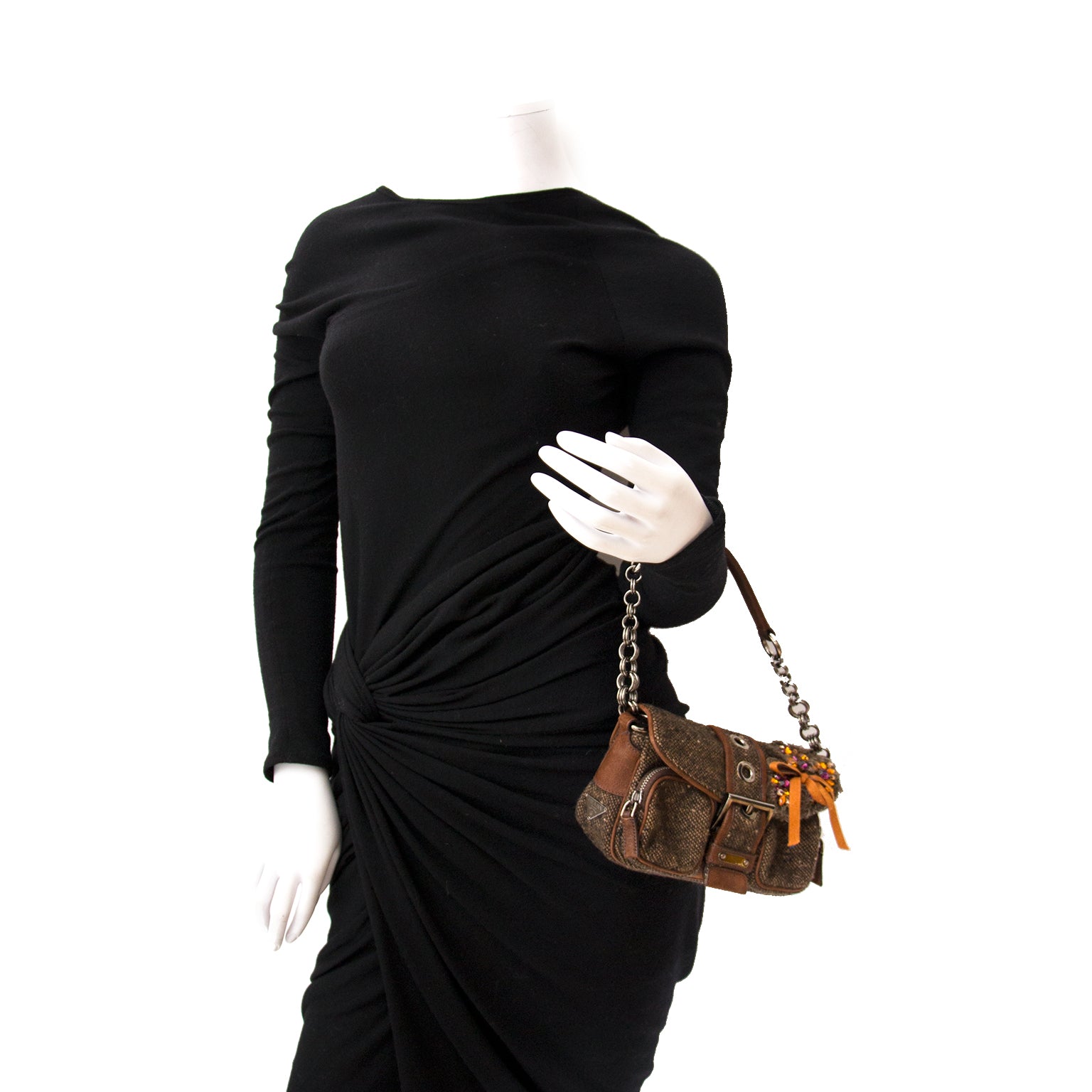 Acheter secur en ligne votre sac en tweed Prada pour le meilleur prix