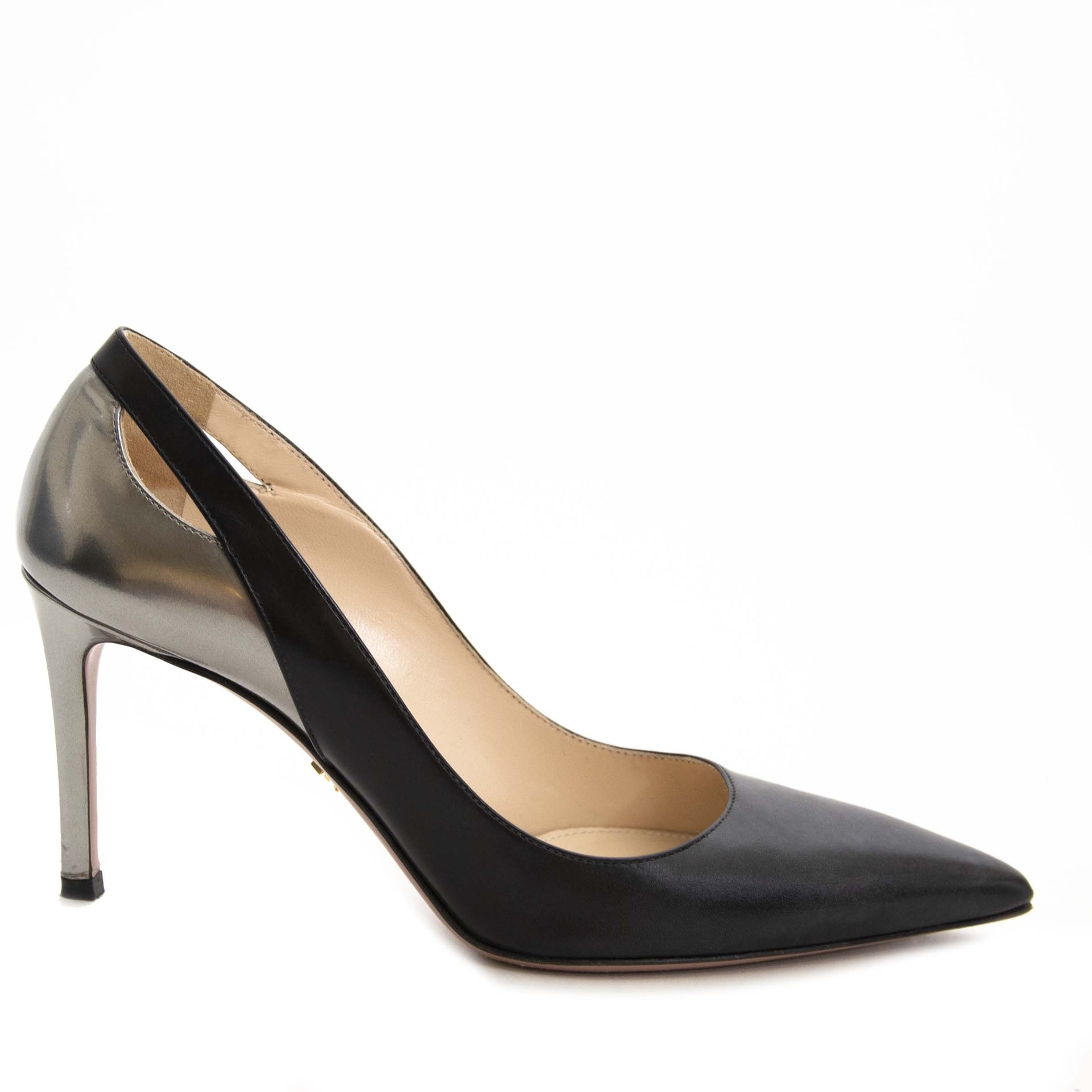 Authentic second hand vintage Prada Duotone Sivler Black Heels buy online webshop LabelLOV
