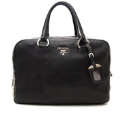 Vintage Prada Boston bag for the best price at Labellov webshop. Safe and secure online shopping with 100% authenticity. Vintage Prada Boston bag pour le meilleur prix.