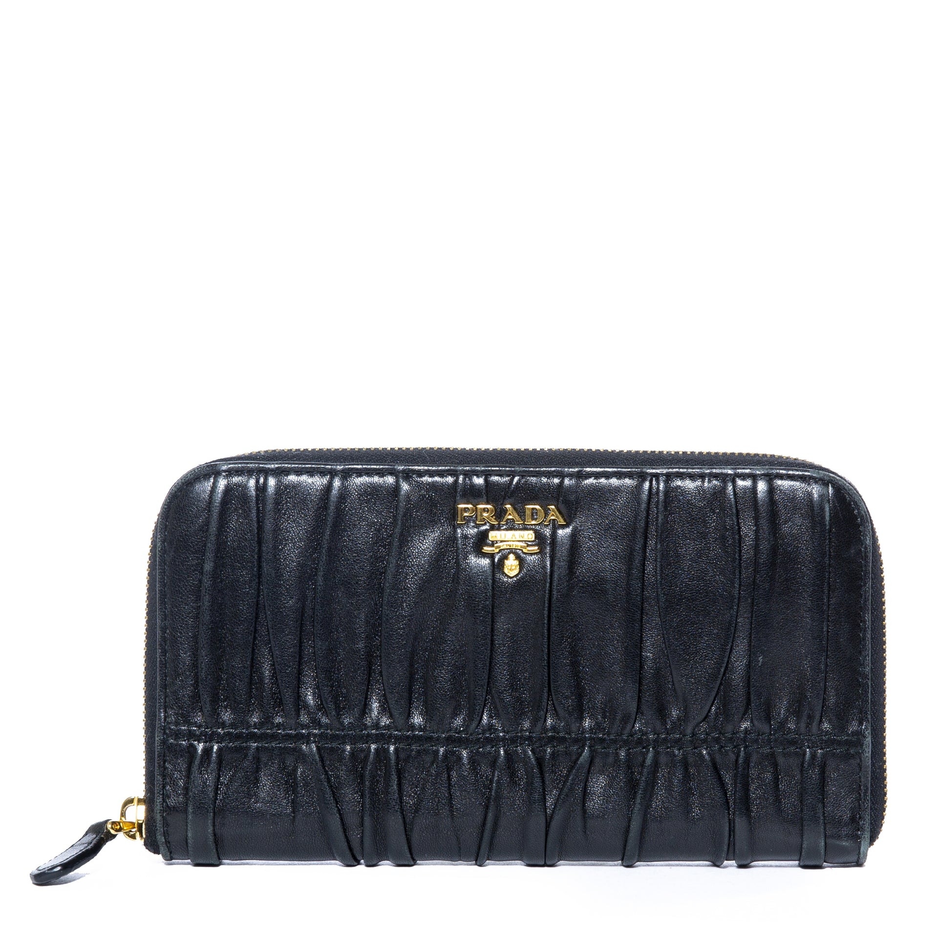 prada matelassé black wallet now for sale at labellov vintage fashion webshop belgium