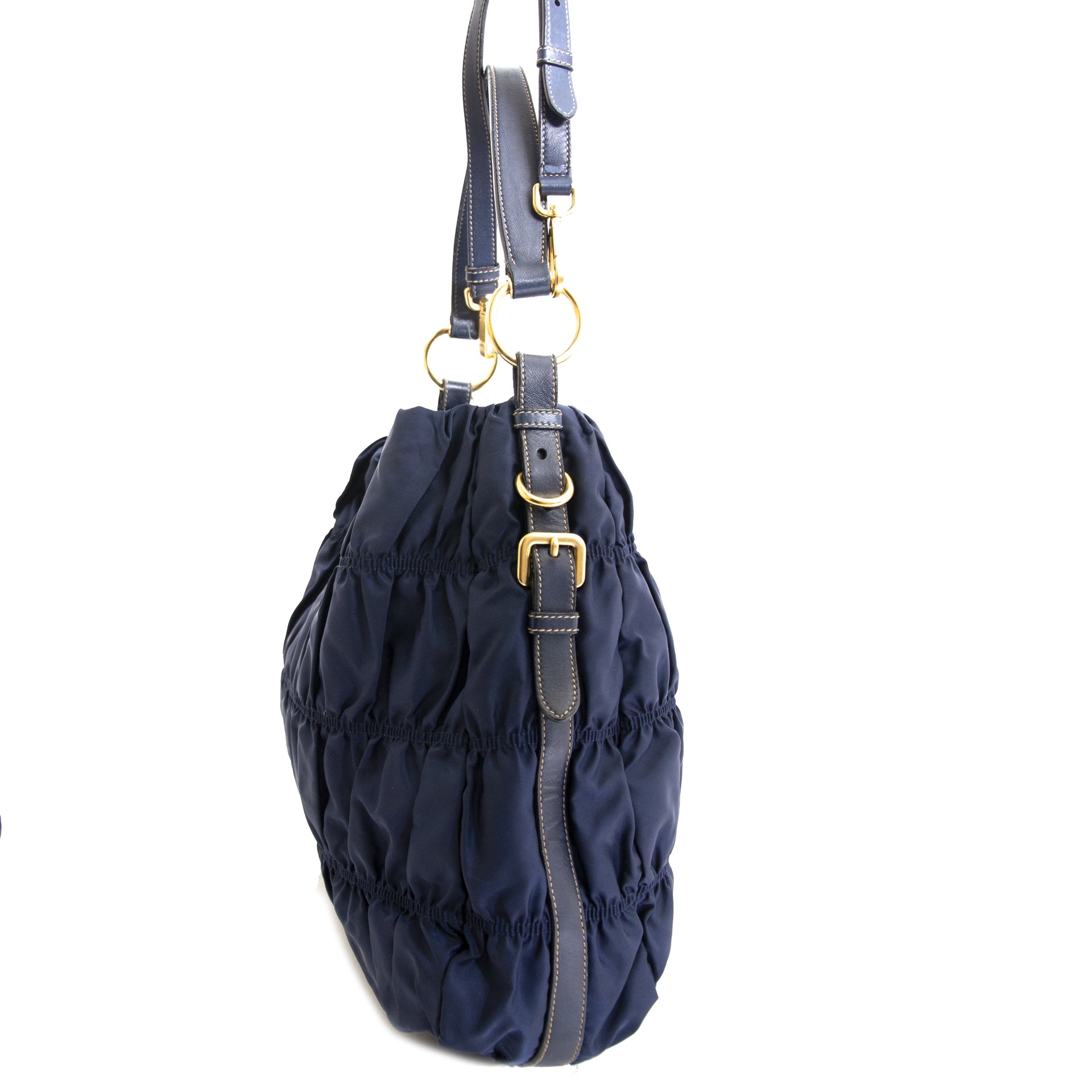 Authentique seconde main Authentieke tweedehands Authentic second hand Prada Quilted Nylon Tote Bag buy online at webshop LabelLOV koop online bij webwinkel LabelLOV achète en ligne LabelLOV
