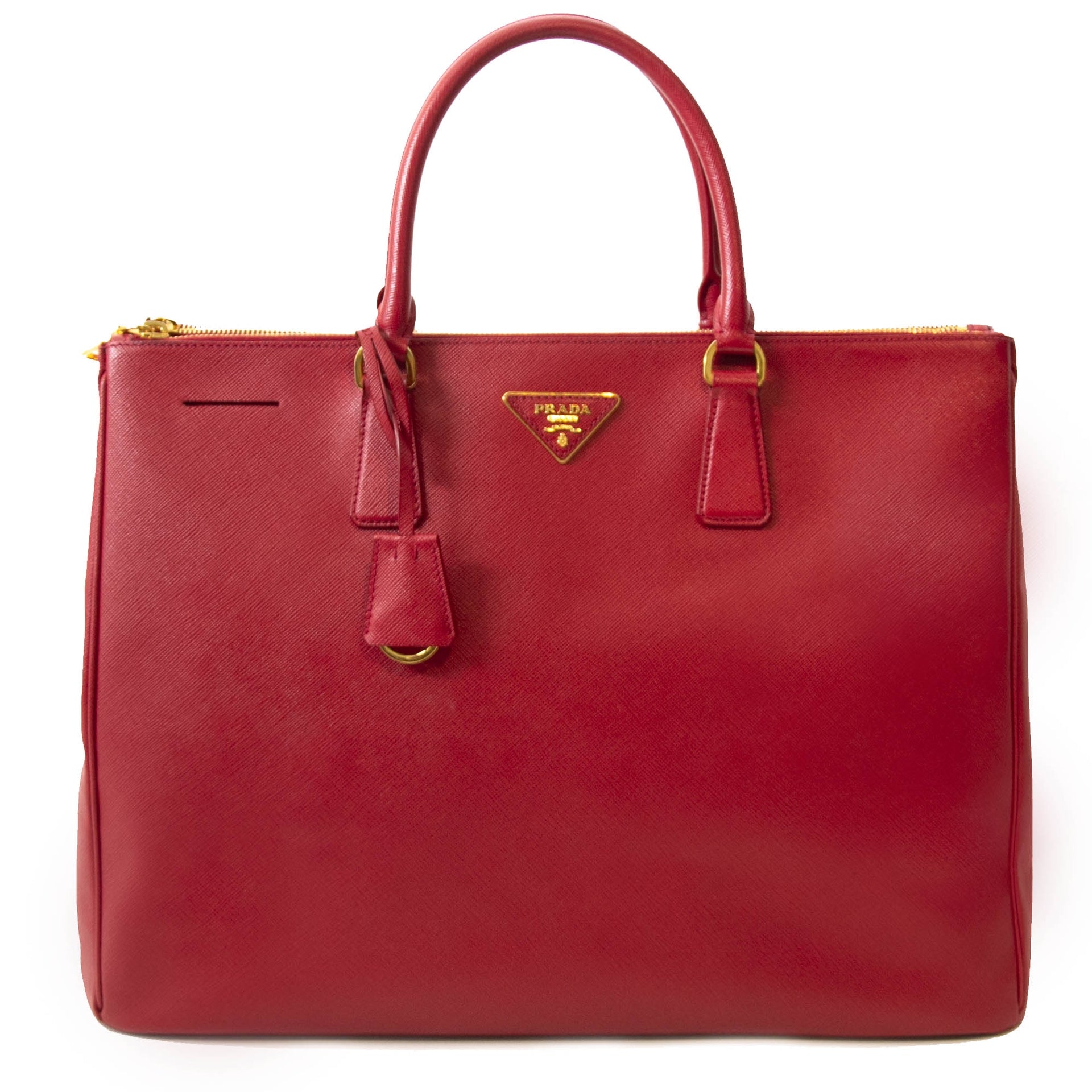 100% authentic Prada Red Galleria Saffiano Bag Maxi for the best price at Labellov