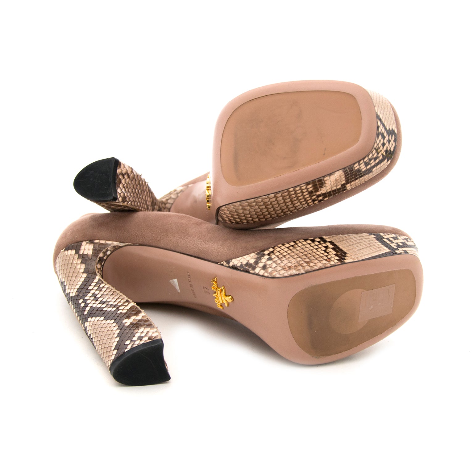 Achetez maintenant seconde main et luxe vintage les pumps Prada Suede et Reptile, Belgique.