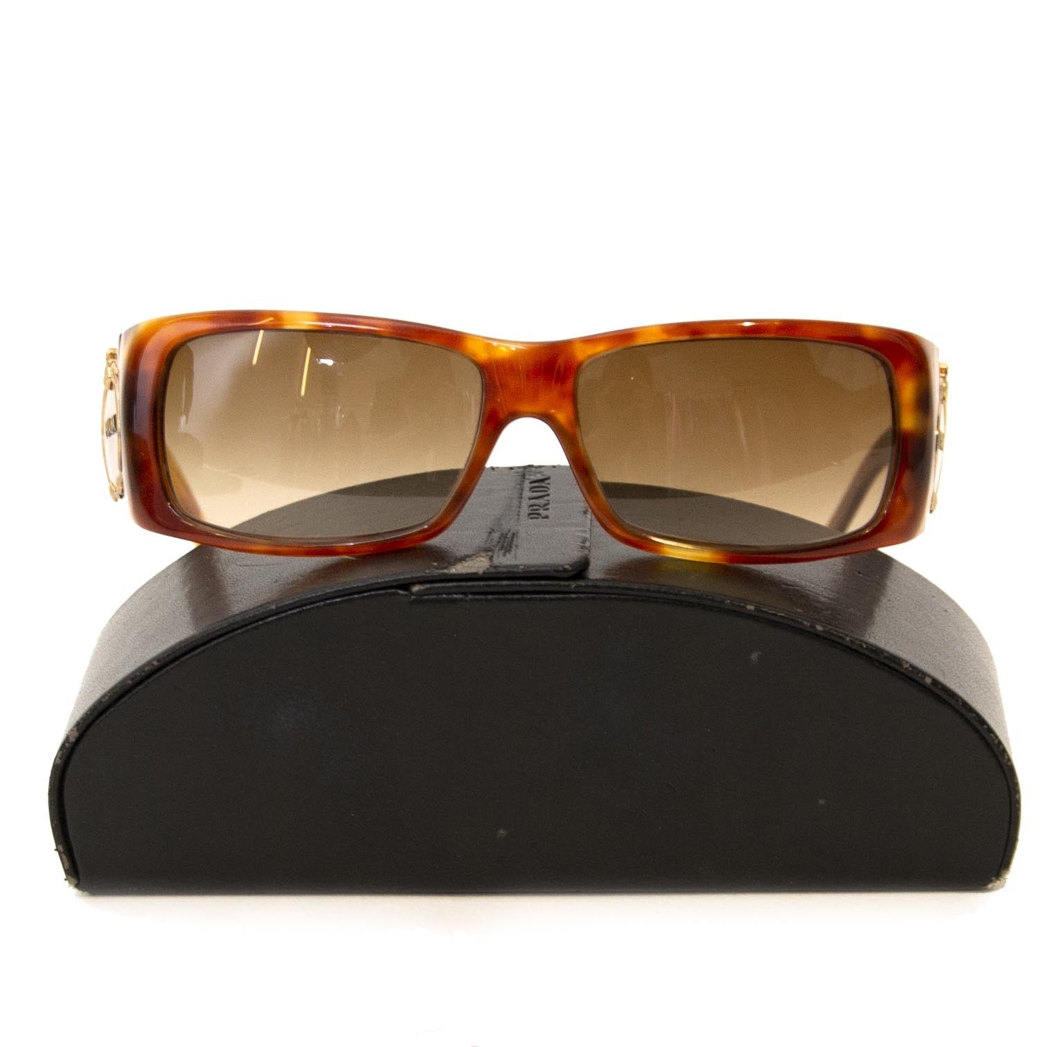 Koop en verkoop uw authentieke Prada Brown Rectangle Sunglasses