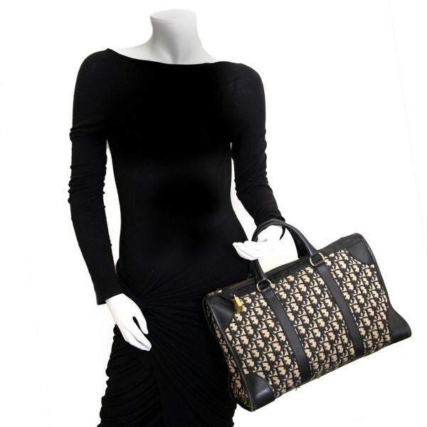 Acheter en ligne seconde main Dior Monogram Bag.