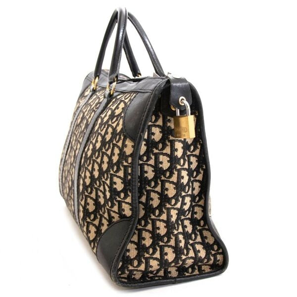 Shop safe online your secondhand Dior Monogram Bag.
