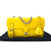 Kaufen Sie echte Second Hand Ralph Lauren Handtaschen in Lack Gelb zu einem fairen Preis bei LabelLOV. Sicheres Online-Shopping
