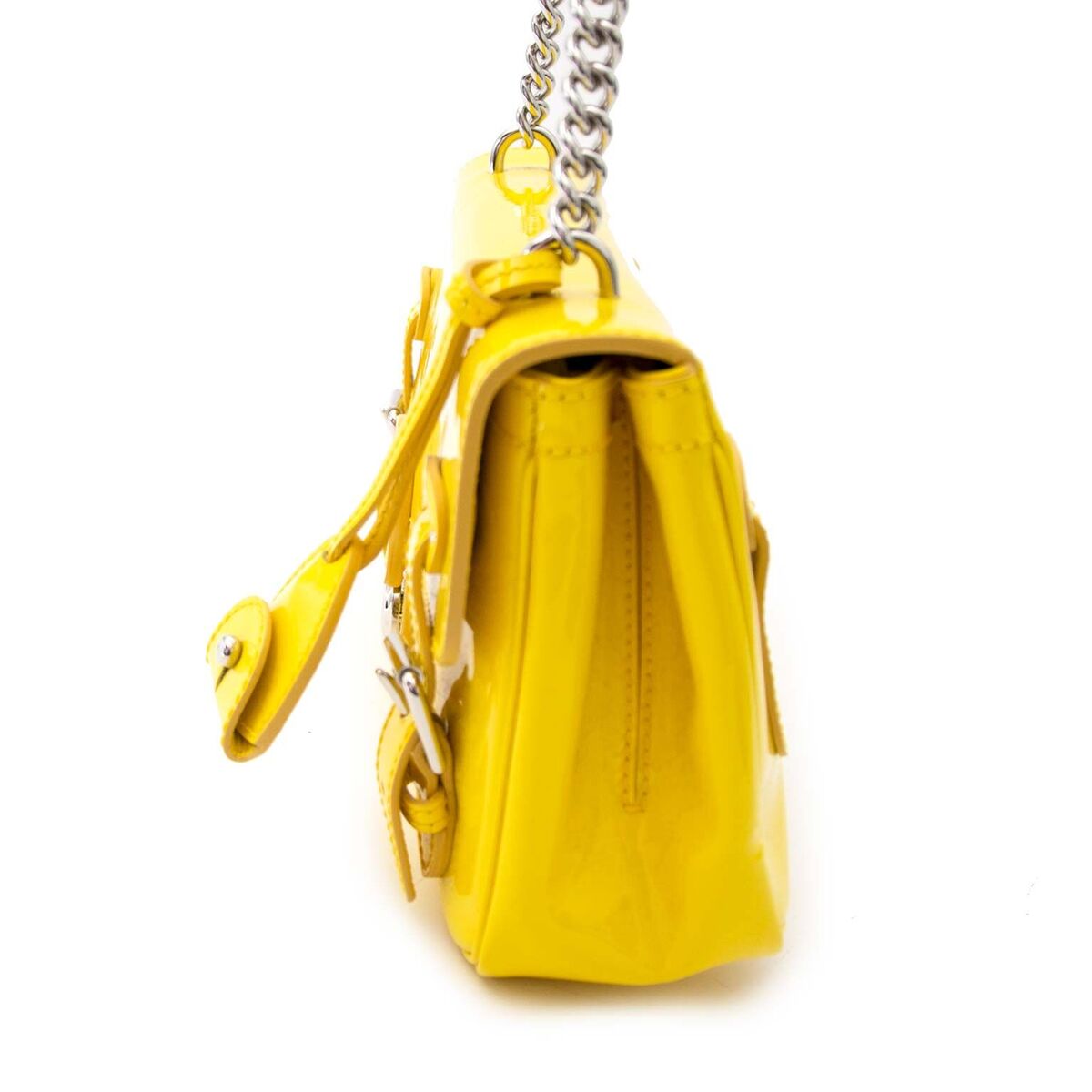 Compra una cartera Ralph Lauren patent autentica en el color amarillo muy en moda para el precio correcto en LabelLOV Amberes.