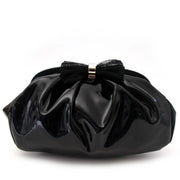 Valentino 'Red' Black Patent Clutch With Bow Buy authentic designer Valentino secondhand bags at Labellov at the best price. Safe and secure shopping. Koop tweedehands authentieke Valentino tassen bij designer webwinkel labellov.