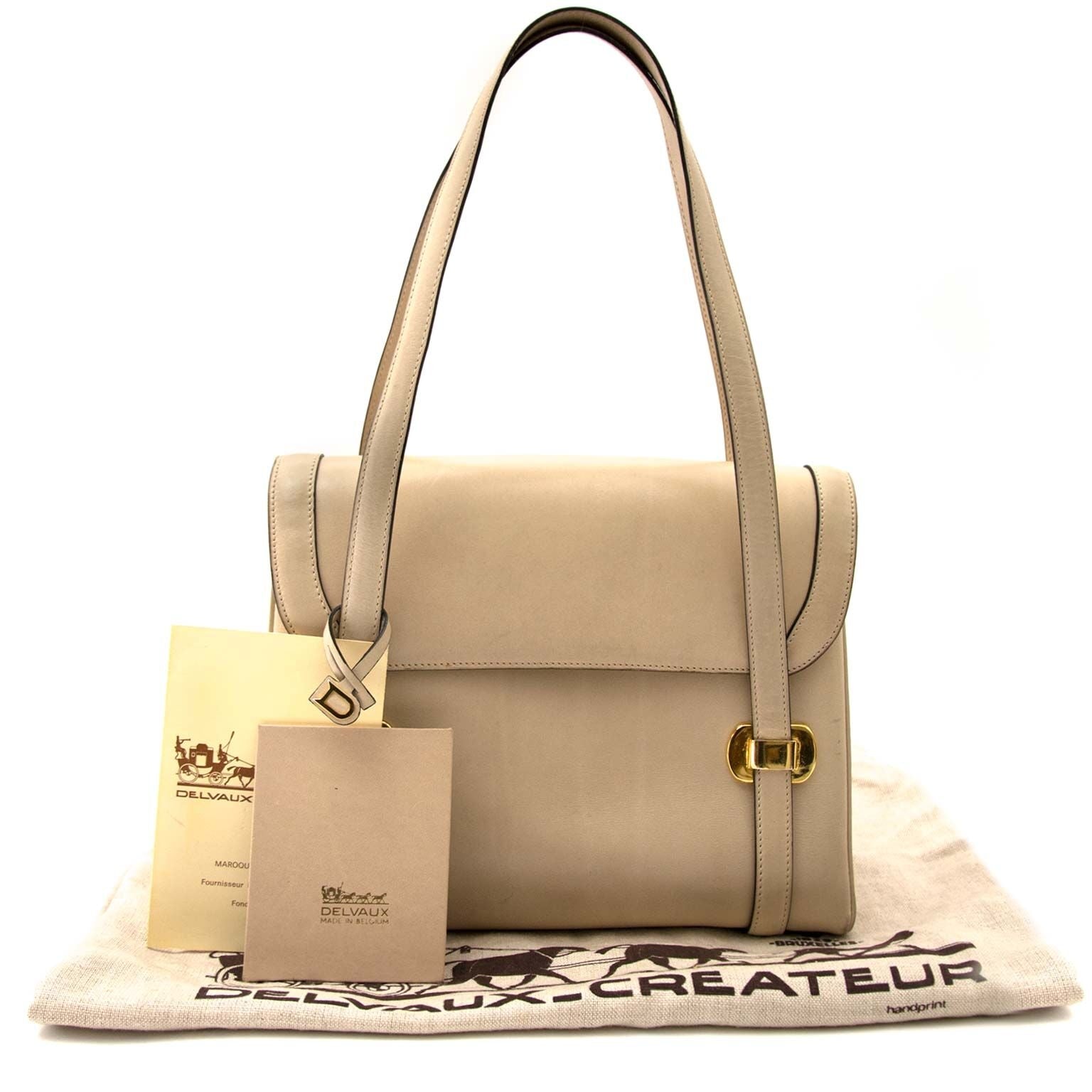 achetez Delvaux Beige Leather Handbag et payez secure sur labellov