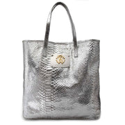 Roberto Cavalli Silver Python Bag Buy authentic designer Roberto Cavalli secondhand bags at Labellov at the best price. Safe and secure shopping. Koop tweedehands authentieke Roberto Cavalli tassen bij designer webwinkel labellov.