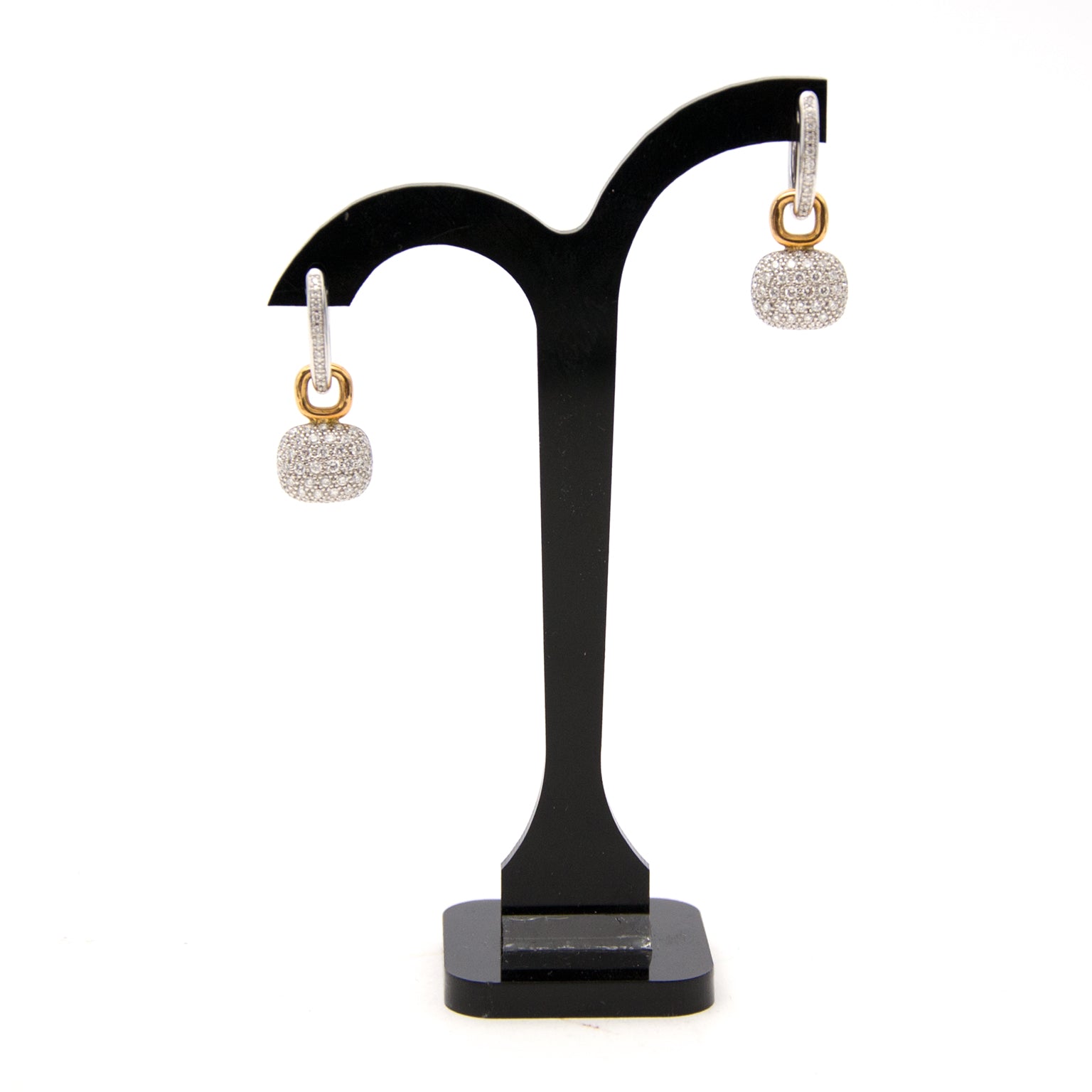 Achetez maintenant les boucles d'oreilles Roos 18ct Gold/Whitegold Brilliant seconde main et luxe vintage.