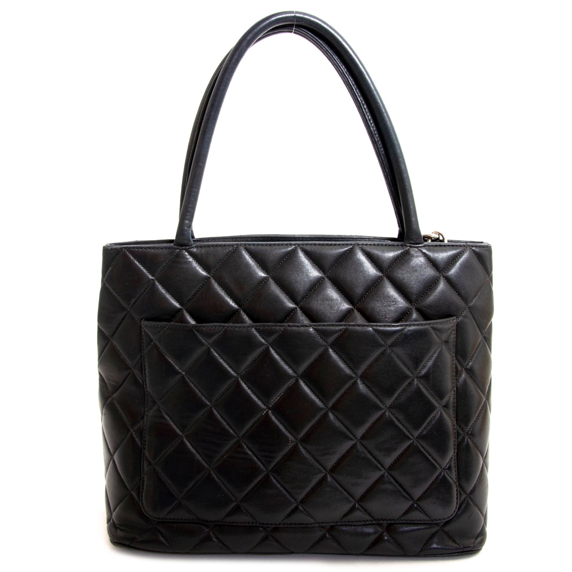 Koop authentieke tweedehands Chanel tassen met de juiste prijs.