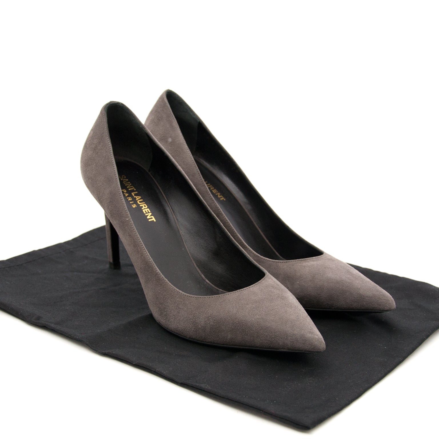 Acheter secur en ligne votre pumps suede de Saint Laurent pour le meilleur prix