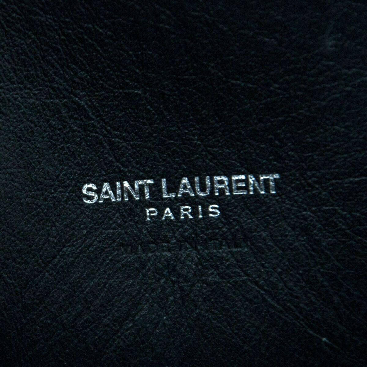Kaufen Sie authentische Second Hand YSL Sac Du Jour zu einem fairen Preis bei LabelLOV. Sicheres Online-Shopping.