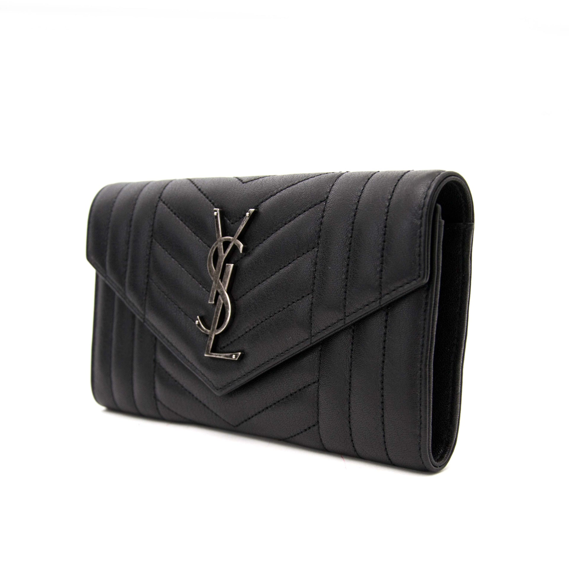 koop veilig online aan de beste prijs jou tweedehands As New Saint Laurent Large LouLou Bag