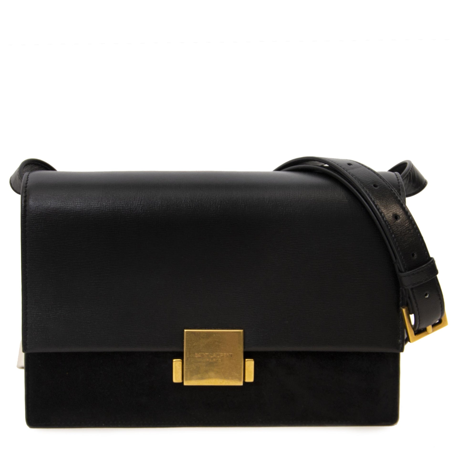 Yves Saint Laurent Black Medium Bellechasse Shoulder Bag. Autnentic Bellechasse bag online at LabelLOV. Secondhand Saint Laurent bag. Safe online shopping, payment.