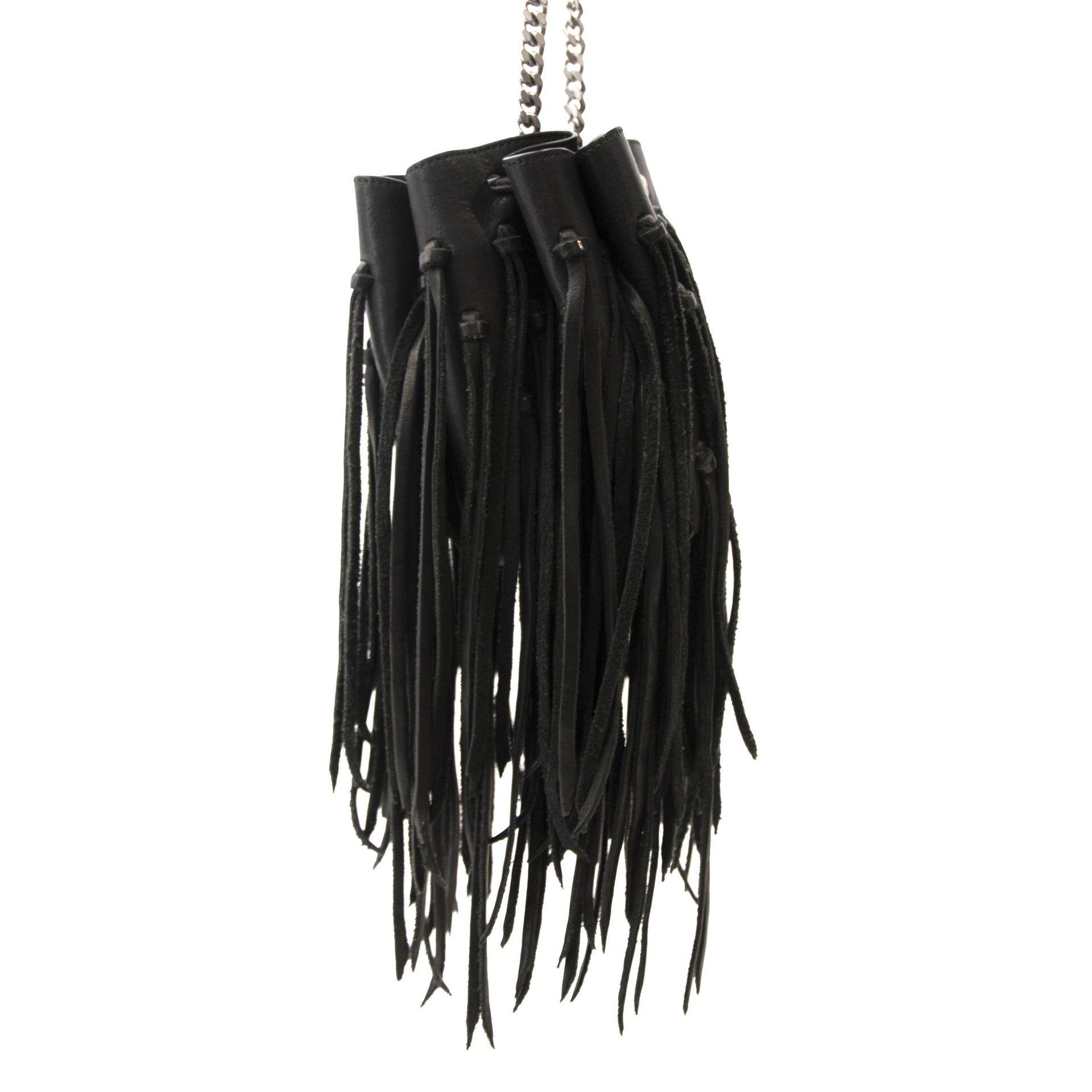 koop jou tweedehands Yves Saint Laurent Black Bucket Bag