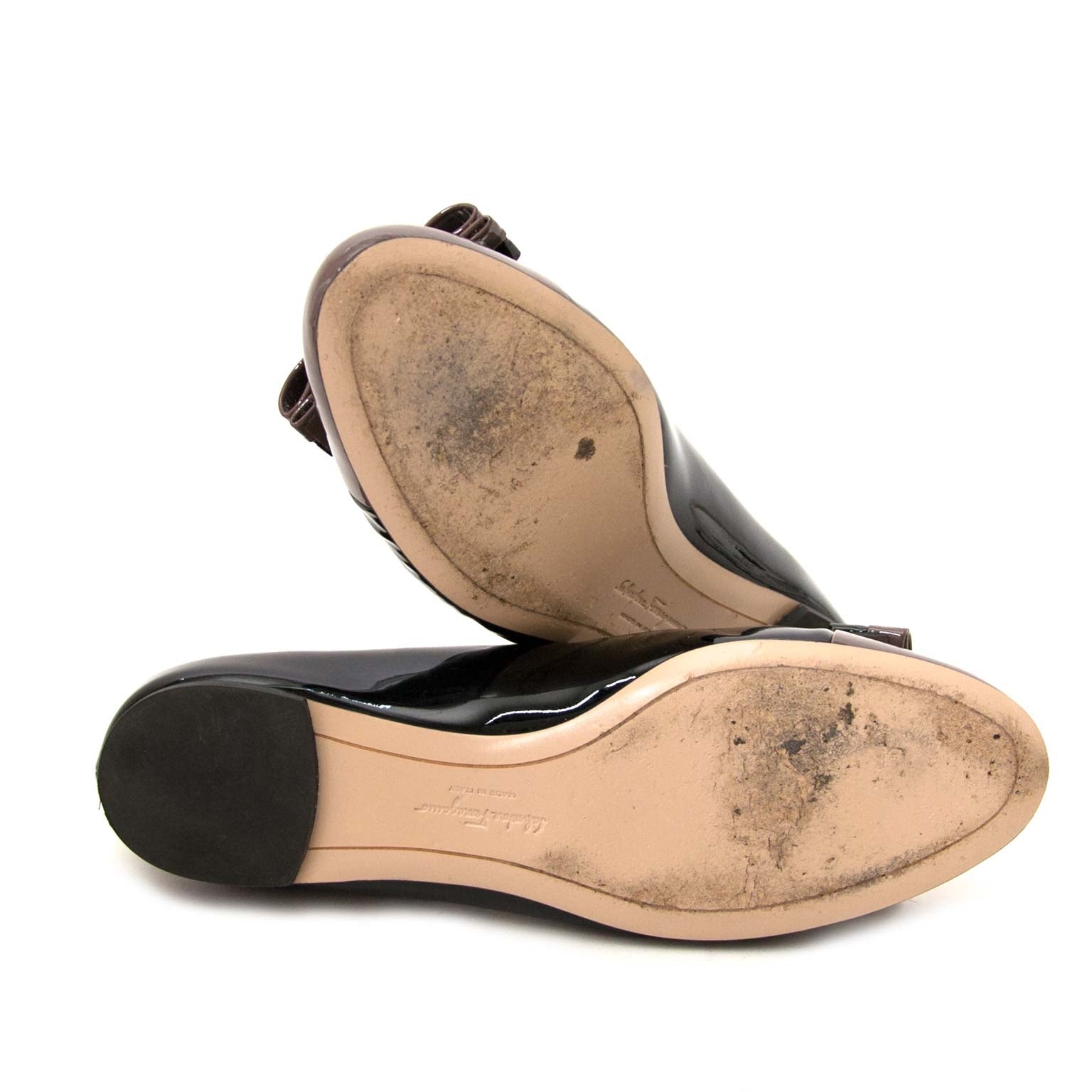 Salvatore Ferragamo Two Tone Patent Flats - size 37