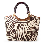 We buy and sell your secondhand designer items from the big brands such as Salvatore Ferragamo Animal Print Shopper
