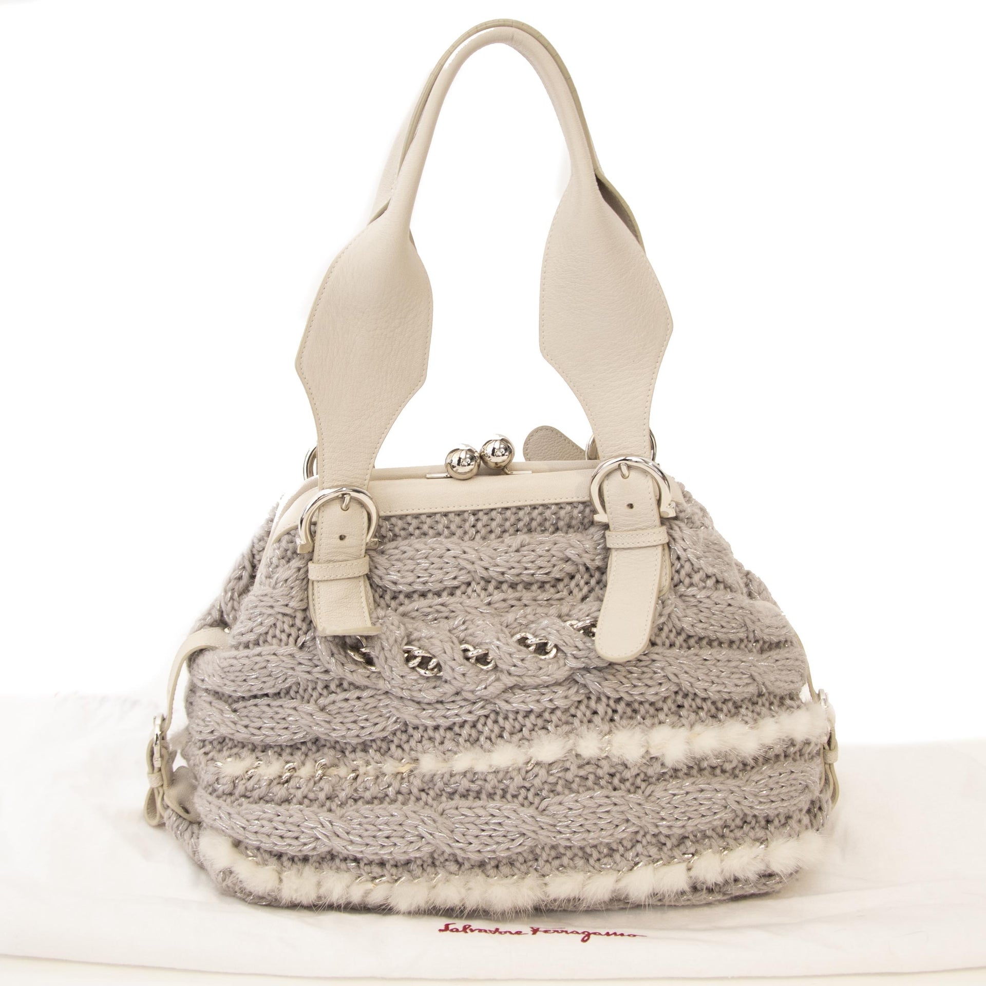 Buy a preloved bag Salvatore Ferragamo at the right price at LabelLOV vintage webshop