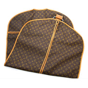 Vintage Louis Vuitton Garment cover for the best price at Labellov webshop. Safe and secure online shopping with 100% authenticity. Vintage Louis Vuitton couvre-vètements pour le meilleur prix.
