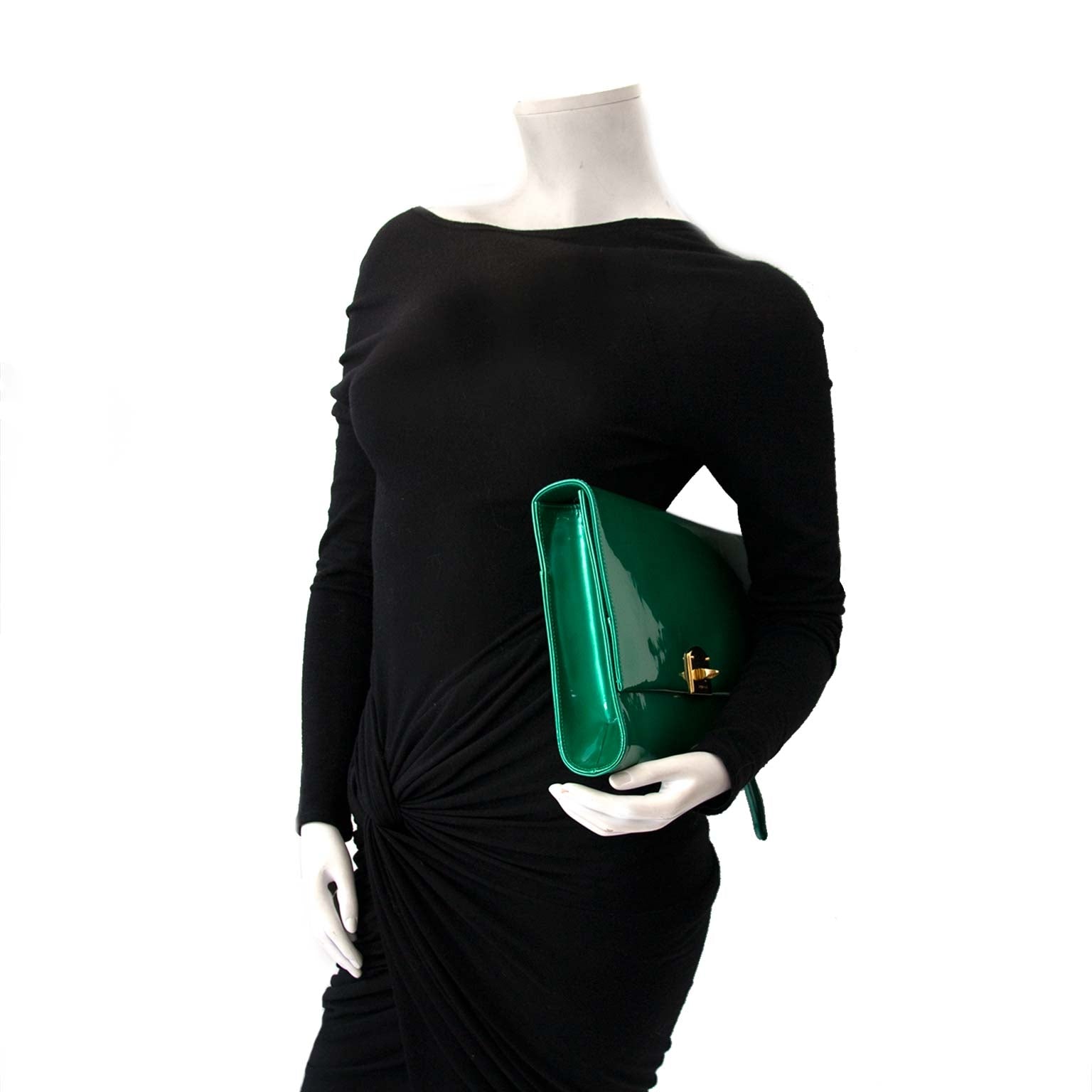 acheter en ligne seconde main Sergio Rossi Green Patent XL Clutch
