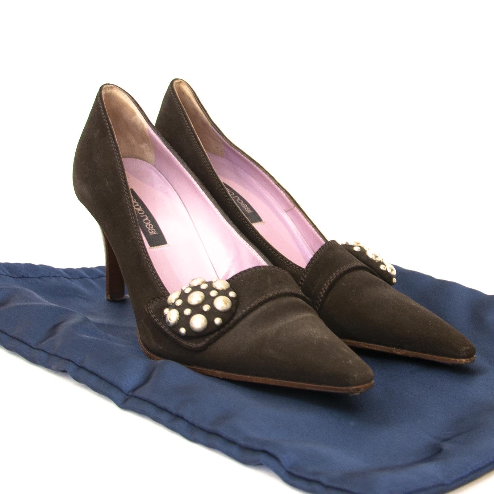 Achetter Sergio Rossi chaussures à un bon prix chez LabelLOV vintage webshop.