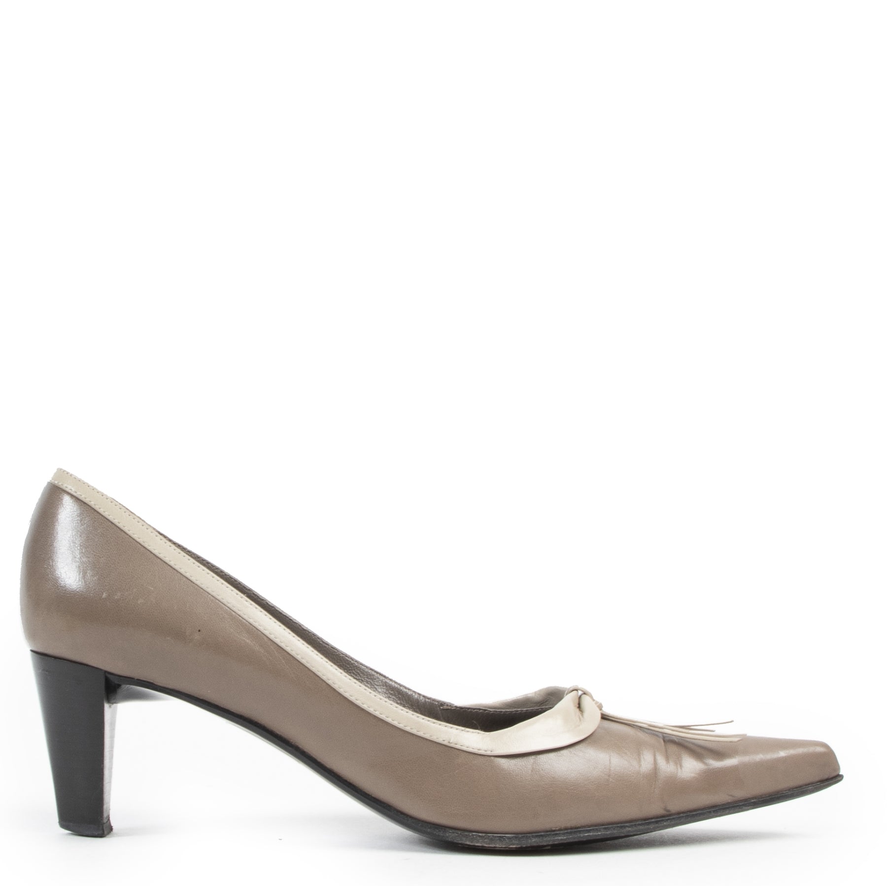 Sergio Rossi Taupe Leather Heels for the best price at Labellov secondhand luxury in Antwerp Belgium