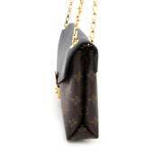 Koop nu deze prachtige Louis Vuiton Pallas Chain Monogram Canvas Bag online www.labellov.com of in Antwerpen, Labellov verkoopt de mooiste designer items aan de beste prijzen. Vintage toegankelijk voor iedereen!