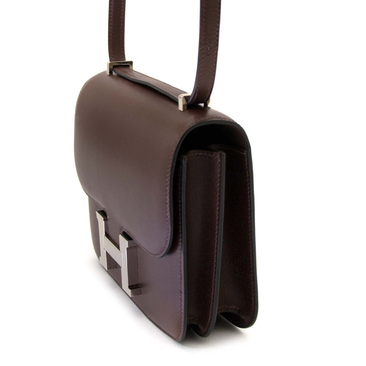 Hermès Constance Mini Butler Moka nu online te koop bij labellov.com, de luxe tweedehands webwinkel