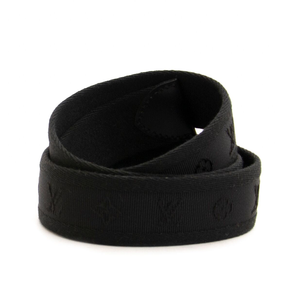 Koop authentieke tweedehands Louis Vuitton riemen bij Labellov vintage webshop aan de laagste prijs.