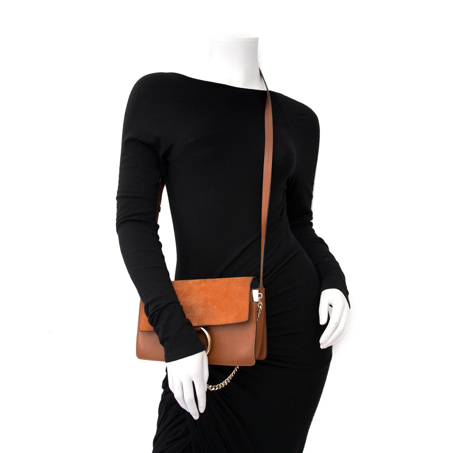 Acheter en ligne chez labellov.com pour le meilleur prix chloe faye cuir suede sac a epole
