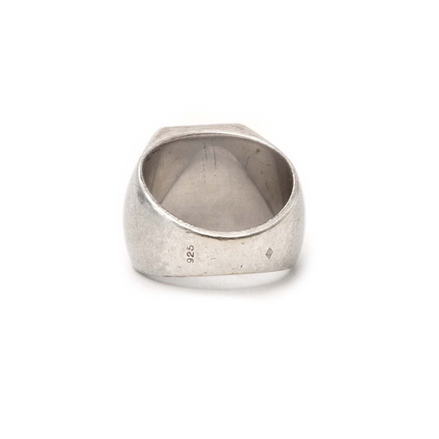buy Louis Vuitton Silver Fleur Monogram Ring at labellov