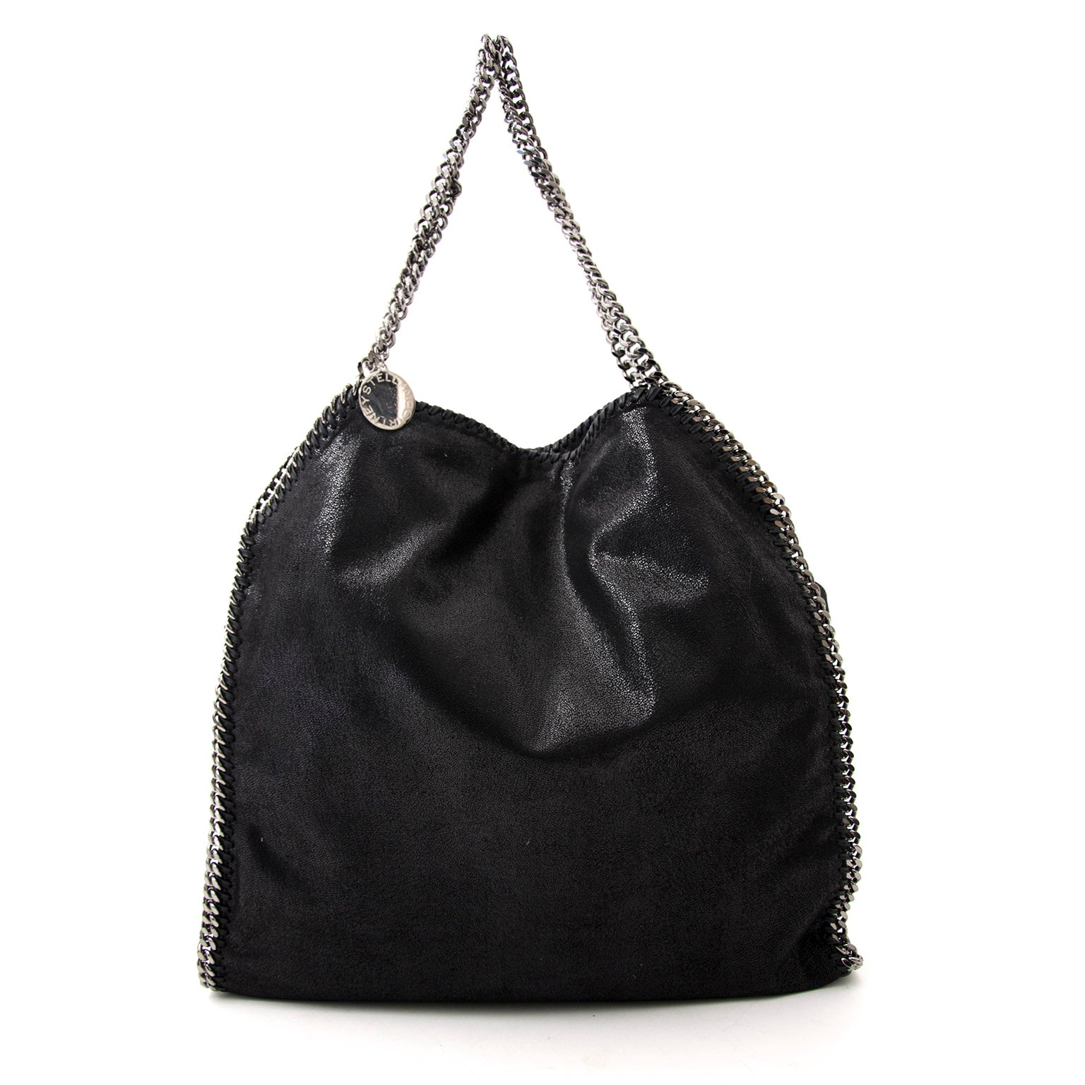 Looking to score the best designer bargain? Head on over to Labellov to secure your favorite Stella McCartney, Chanel or Delvaux bag!