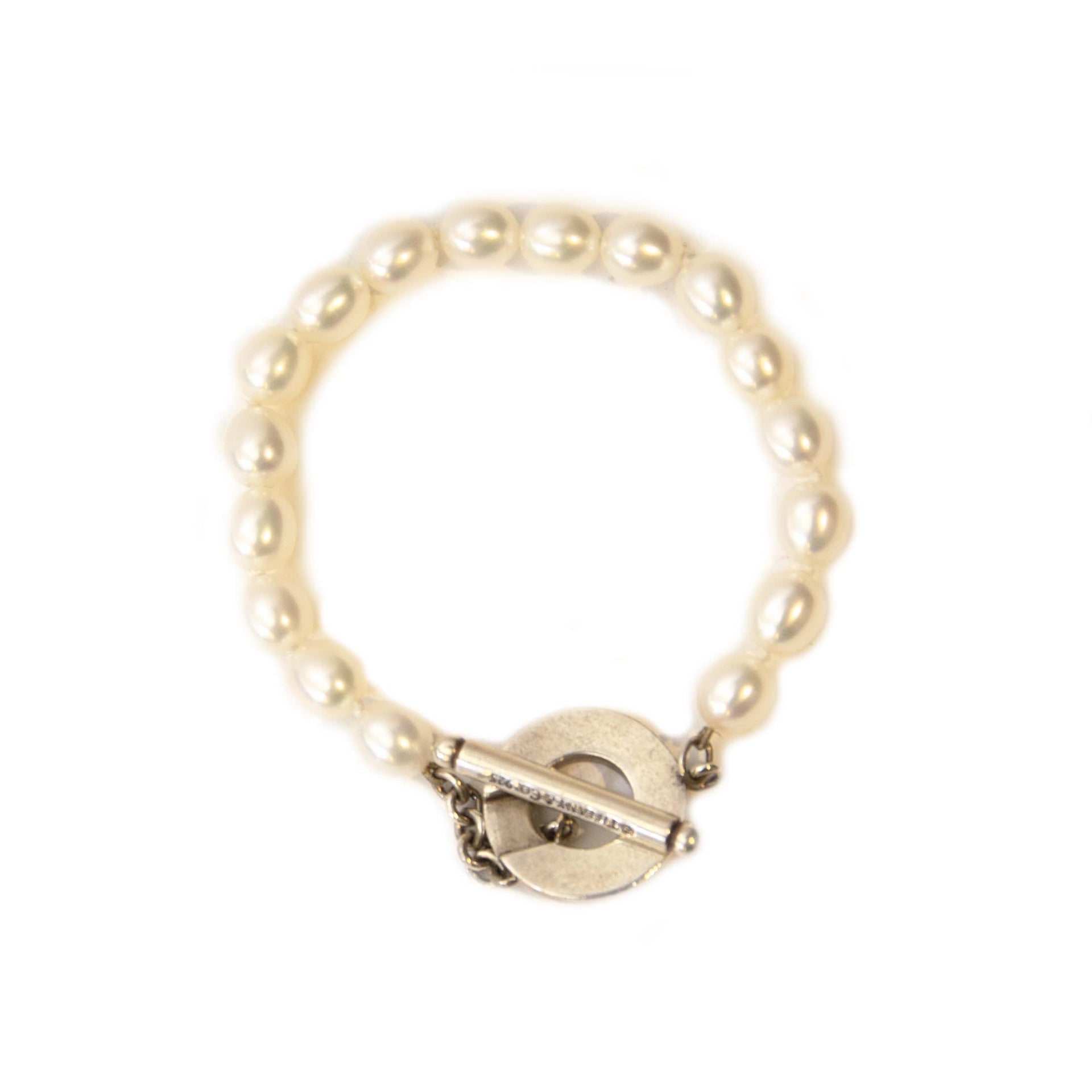 Tiffany & Co Pearl Bracelet. Koop online tweedehands Parel Armband van Tiffany's bij LabelLOV, Antwerpen. Tiffany & Co.
