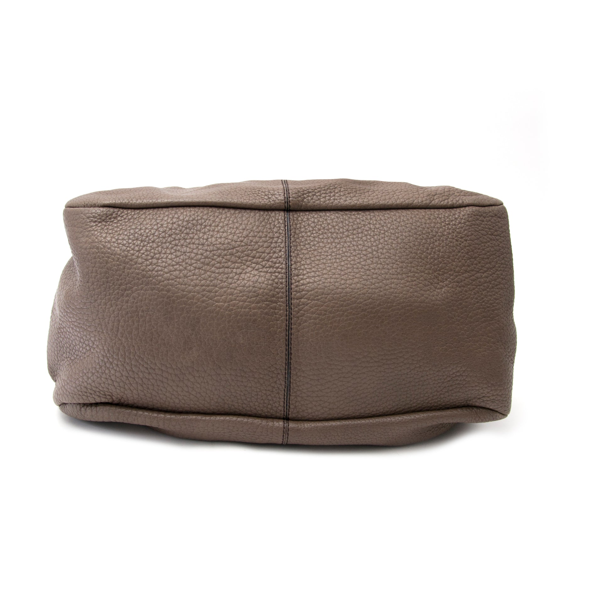 Koop een tweedehands Tod's handtas in het bruin bij LabelLov online