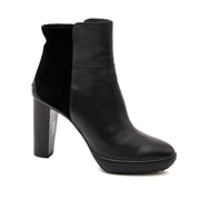 Acheter Tod's Black Combi Ankle Boots au LabelLOV. De façon sécurisée. Vintage, mode. Anvers, Belgique.