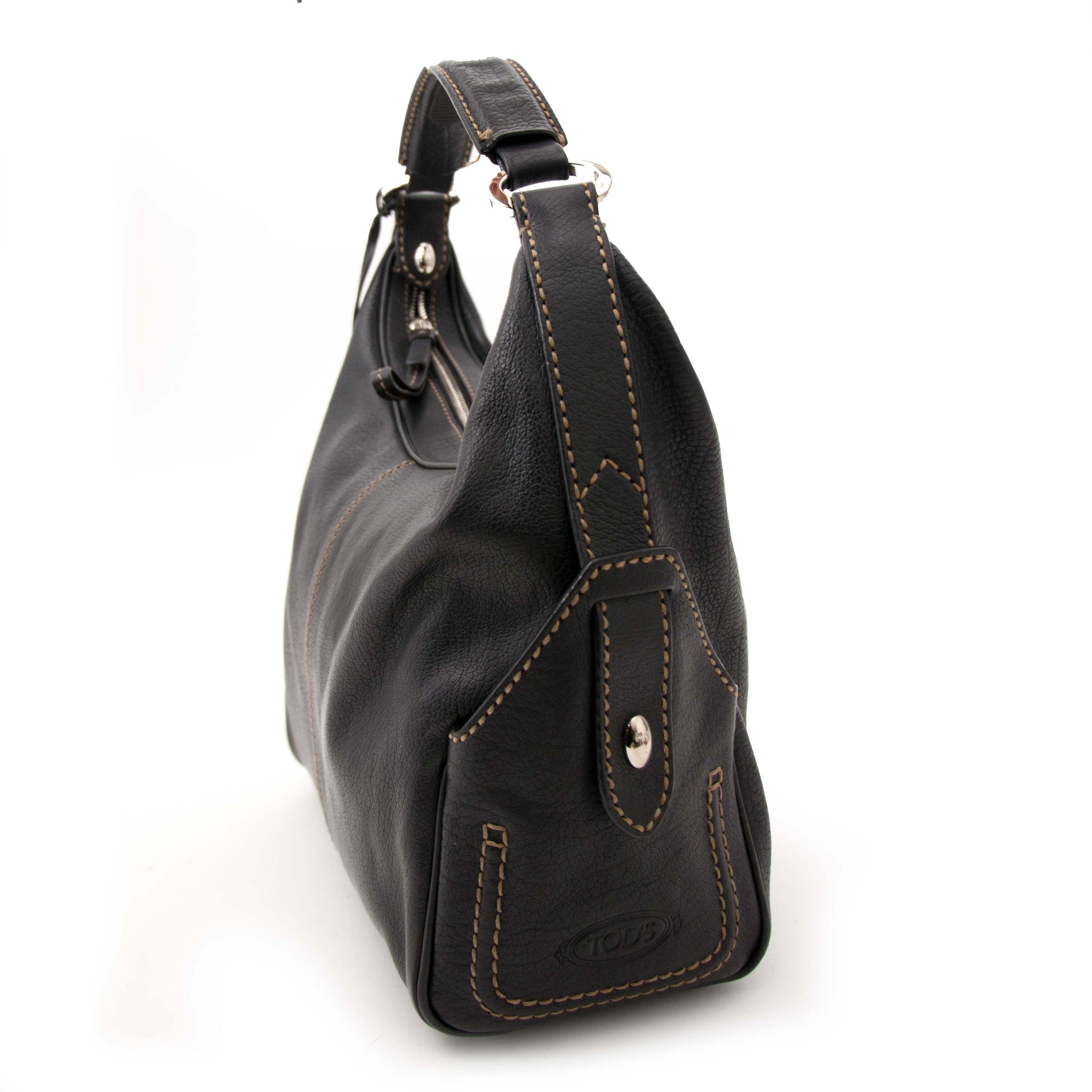 looking for a secondhand Tod's Black Leather Handbag