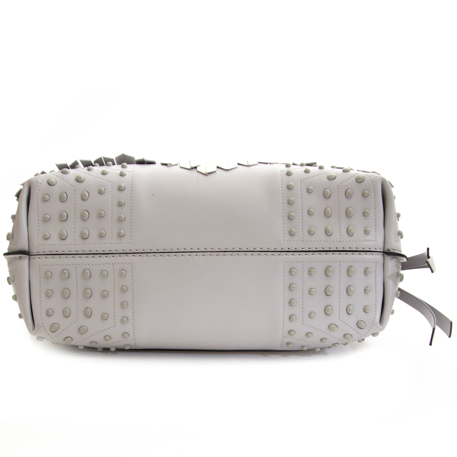 Are you looking for an authentic Tod's Wave Bag Monospalla Piccola Grey?