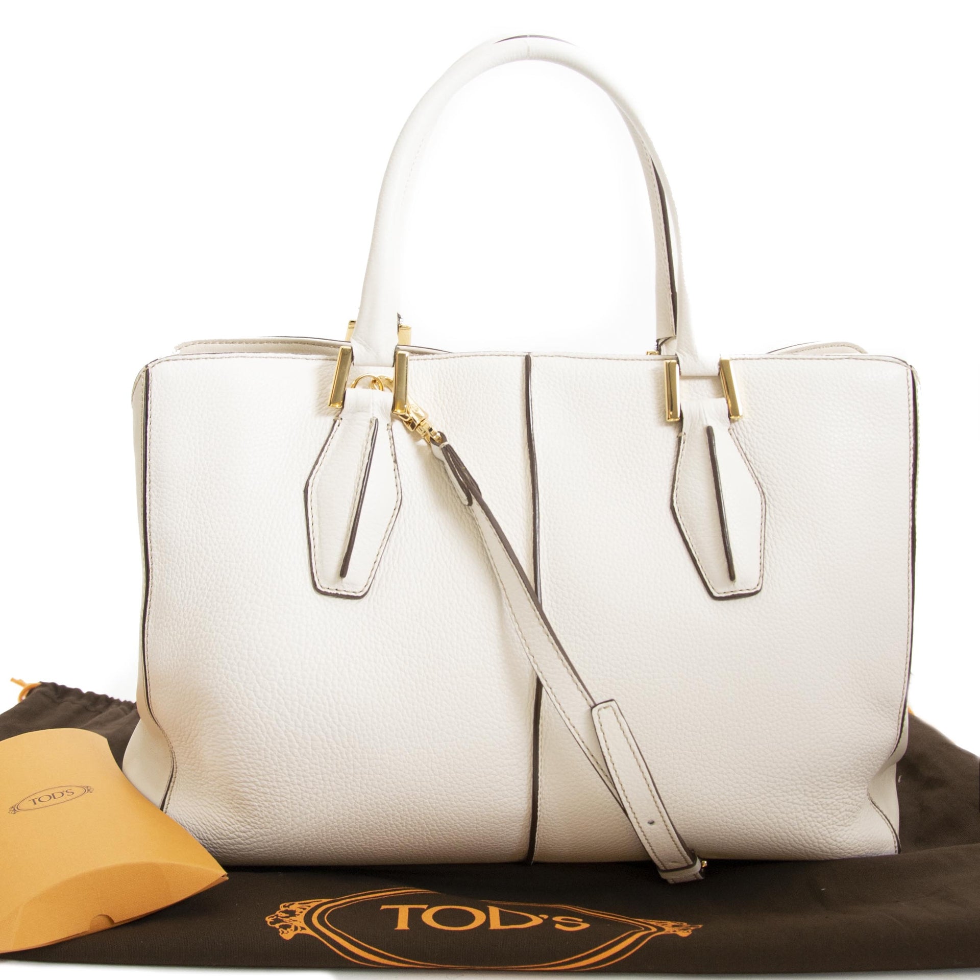 Tod's D-styling medium tas nu te koop bij labellov vintage mode webshop belgië