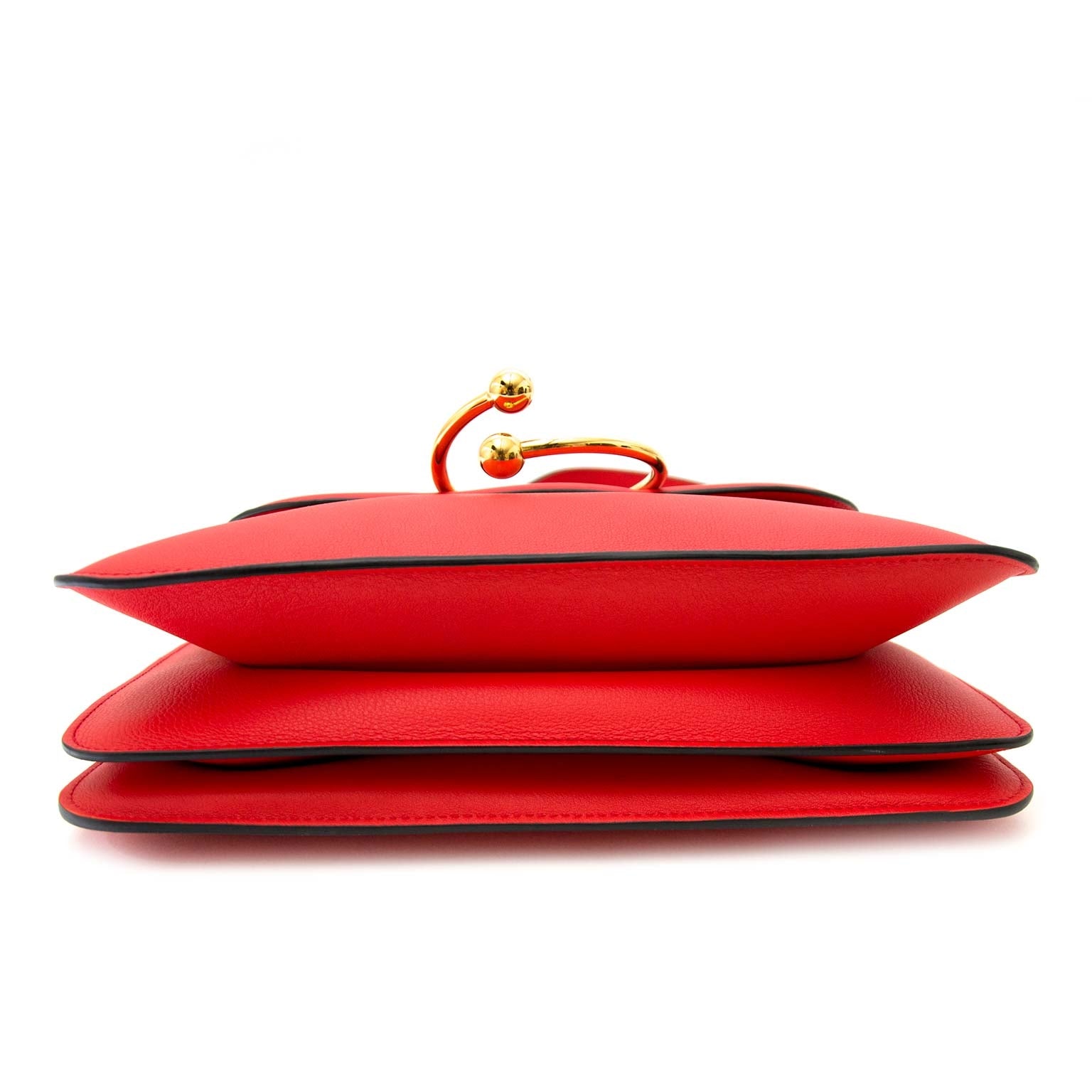 veilig online shoppen bij labellov vintage mode webshop belgië met jw anderson medium pierce scarlet red tas