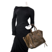 Buy and sell your timeless luxury and exotic bags such as Céline Medium Phantom Luggage Tote